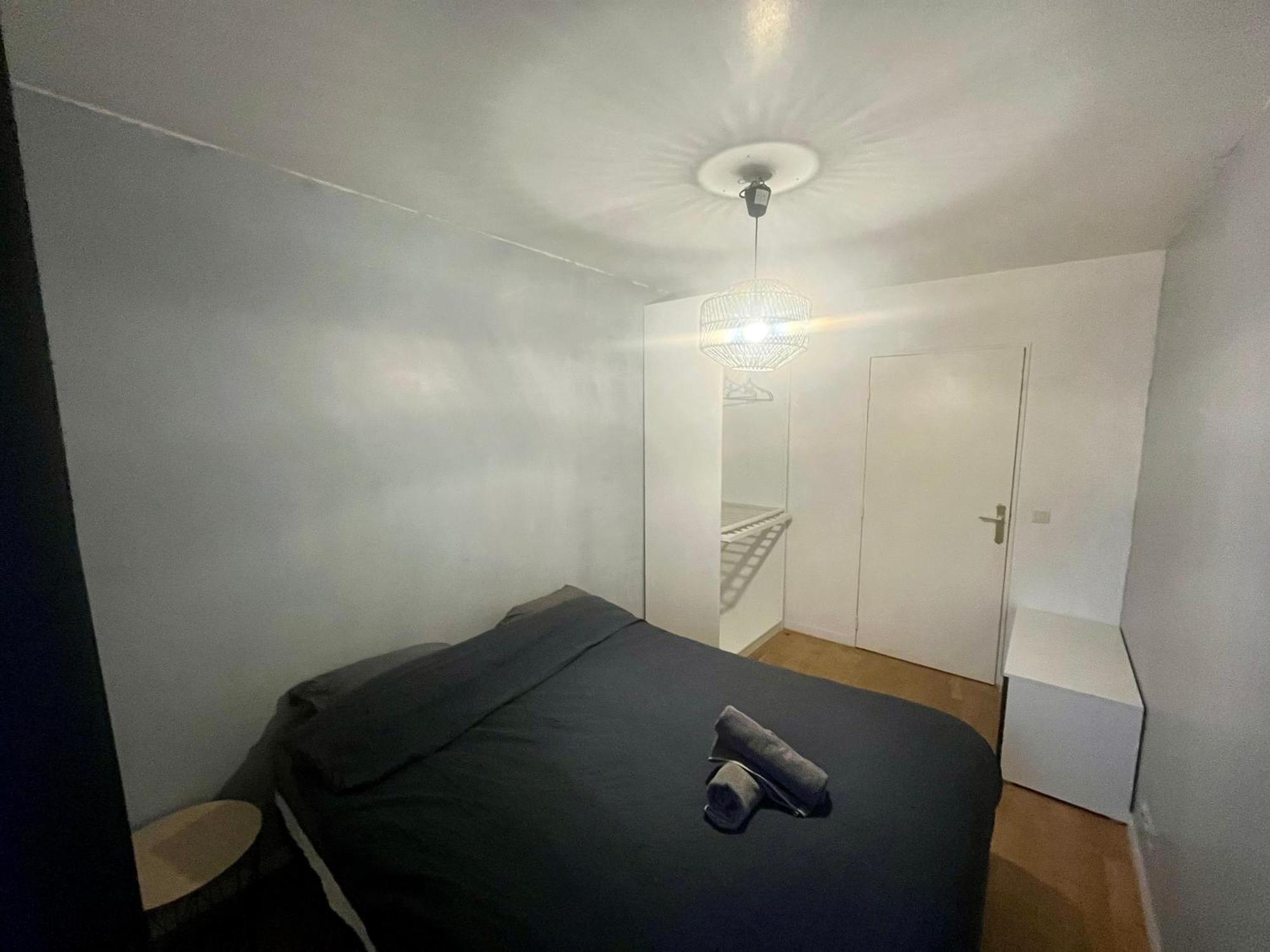 Vue Tour Eiffel - Metro - Wifi - Parking - Terrasse - Dream Host Apartment